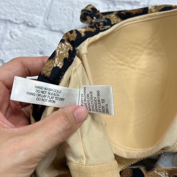 Newport News One Piece Swimsuit Size 14 Bandeau Leopard Sequin Halter - Picture 8 of 9